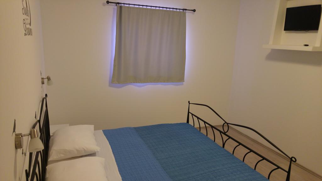 Apartment Perun โปดสตรานา ภายนอก รูปภาพ